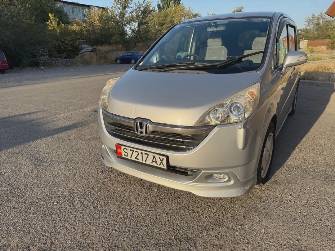 Honda Stepwgn III 2.0 AT