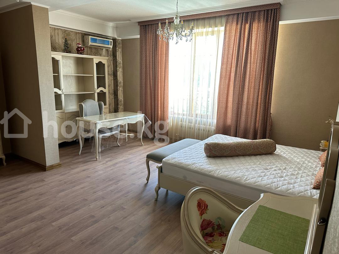 4-комн. кв., 190 м2