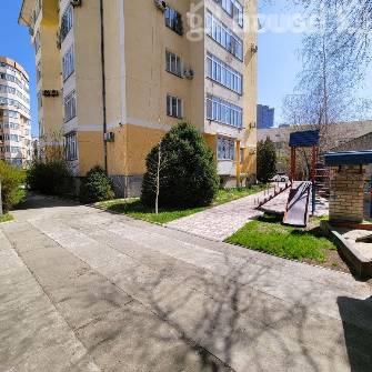 4-комн. кв., 142 м2