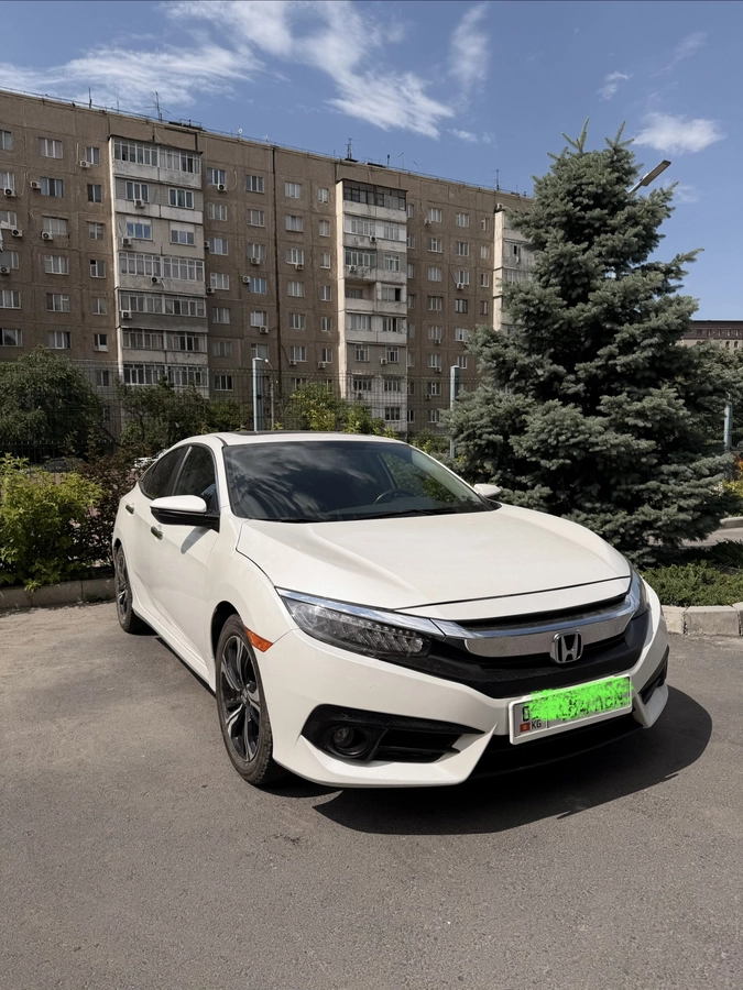 Honda Civic X 2.0 CVT