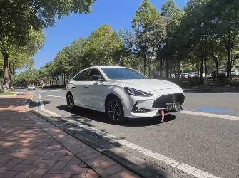 MG 5 II 1.5 AMT