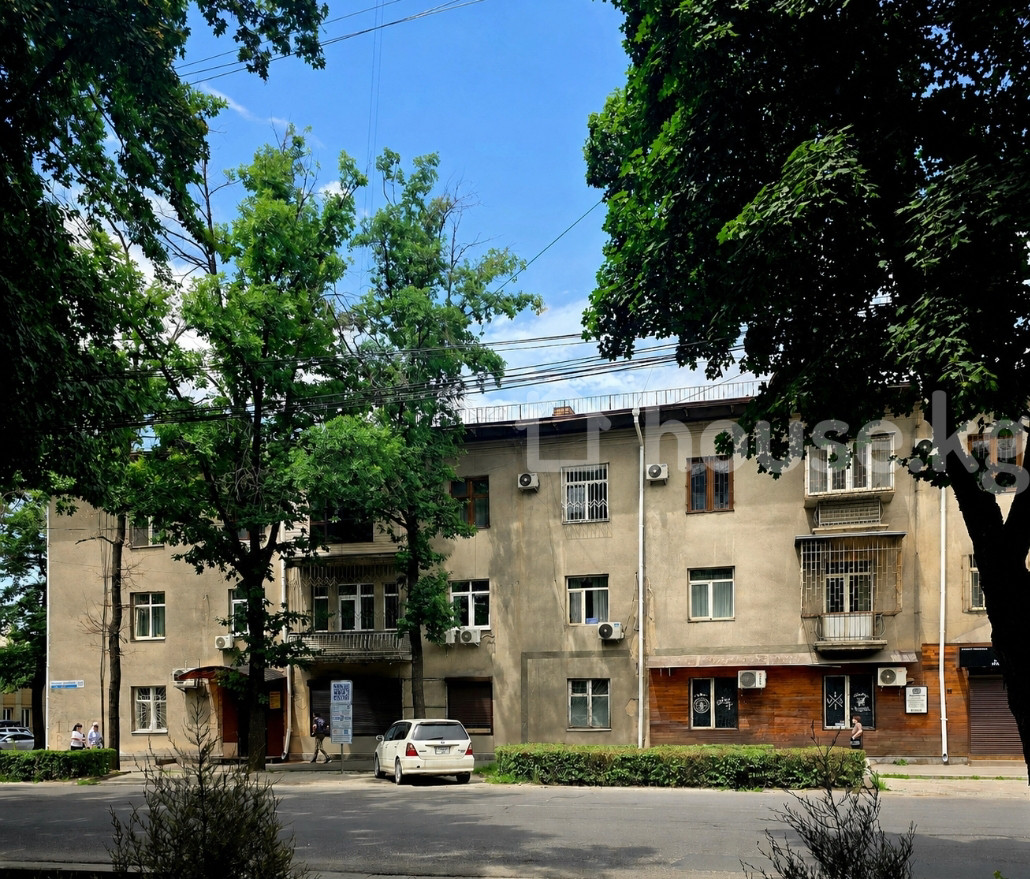 Коммерческая недвижимость, 65 м2