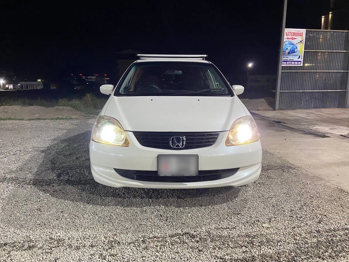 Honda Civic VII Рестайлинг 1.7 AT
