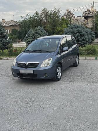 Toyota Corolla Verso I 1.6 MT