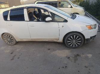 Mitsubishi Colt VI Рестайлинг CZ2 1.3 MT