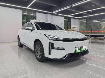 Geely Galaxy L6 60 km 1.5hyb AT