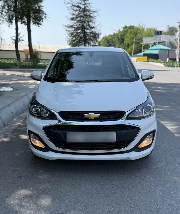 Открыть фото Chevrolet Spark IV Рестайлинг 1.0 CVT