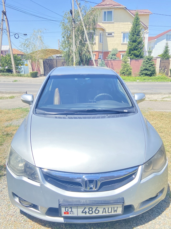 Honda Civic VIII Рестайлинг Hybrid 1.3hyb CVT