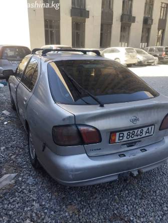Nissan Primera II (P11) Рестайлинг 2.0 MT