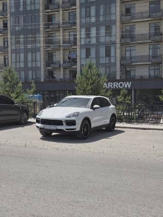 Porsche Cayenne III 3.0 AT 4WD
