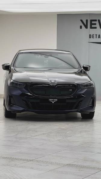BMW i5 M60 xDrive Electro AT 4WD