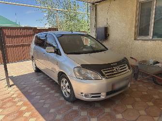 Toyota Avensis Verso 2.0d MT