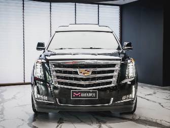 Cadillac Escalade IV 6.2 AT