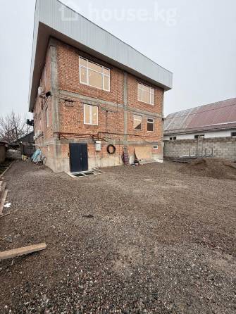 Коммерческая недвижимость, 750 м2