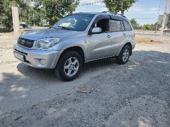 Toyota RAV4 II (XA20) Рестайлинг 2.0 AT 4WD