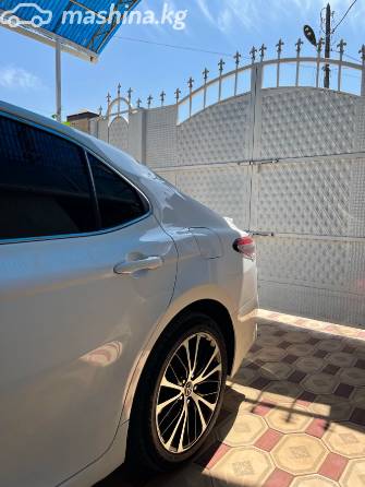 Toyota Camry VIII (XV70) 2.5 AT