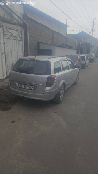 Opel Astra H Рестайлинг 1.8 MT
