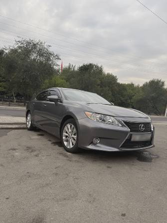 Lexus ES VI 300h 2.5hyb CVT
