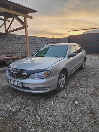 Nissan Cefiro III (A33) 2.0 AT