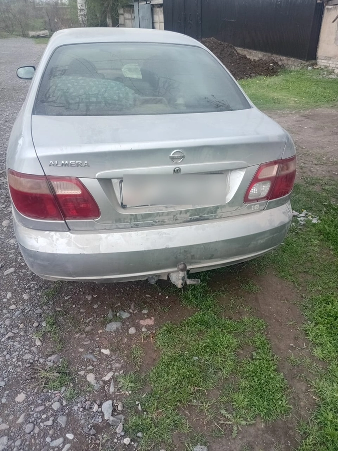 Nissan Almera II (N16) 1.8 MT