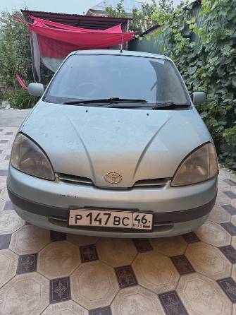 Toyota Prius I (XW10) 1.5hyb AT