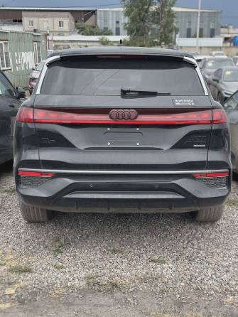 Audi Q6 45 TFSI 2.0 AMT 4WD