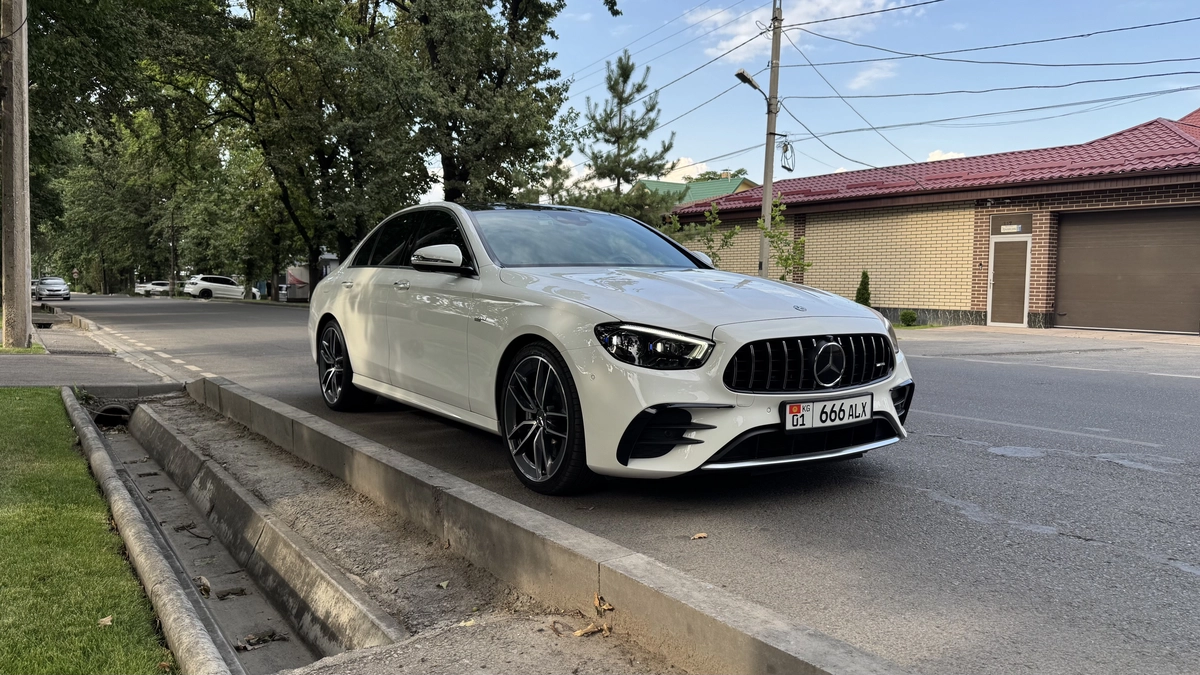 Mercedes-Benz E-Класс AMG V (W213) Рестайлинг 53 AMG 3.0 AT 4WD
