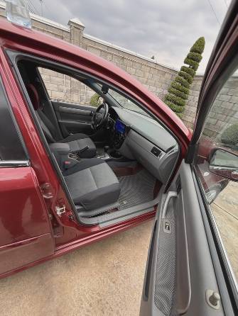 Chevrolet Lacetti 1.6 AT