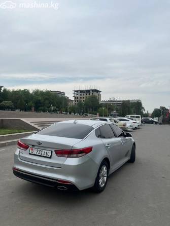 Kia K5 II 2.0 AT