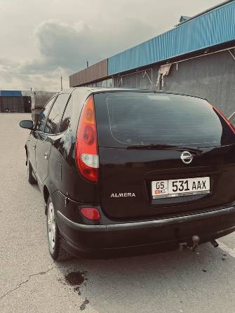 Nissan Almera Tino 1.8 MT