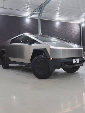 Tesla Cybertruck All-wheel Drive Electro AT 4WD