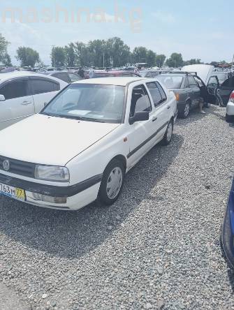 Volkswagen Vento 1.8 MT