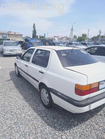 Volkswagen Vento 1.8 MT