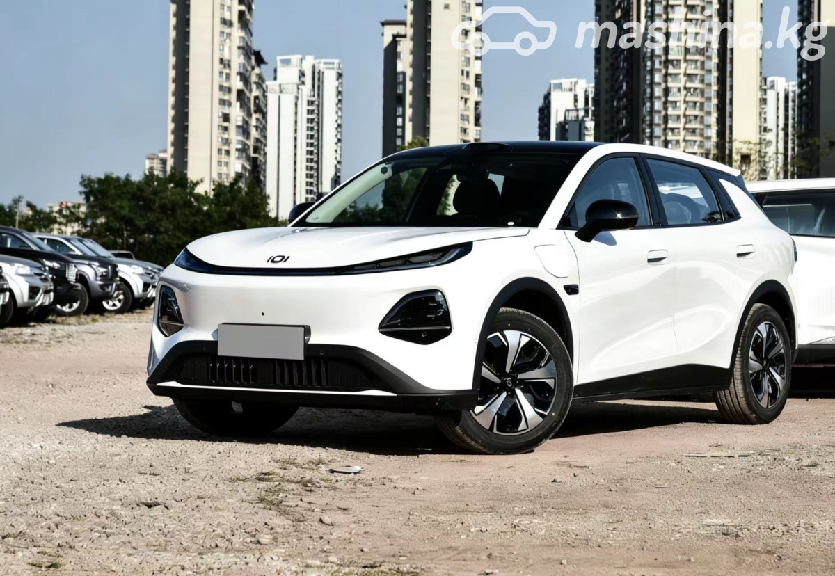 Открыть фото Changan Qiyuan Q05 1.5hyb CVT