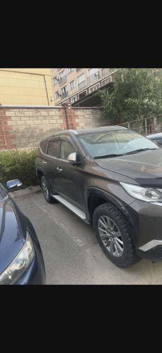 Mitsubishi Pajero Sport III 2.4d AT 4WD