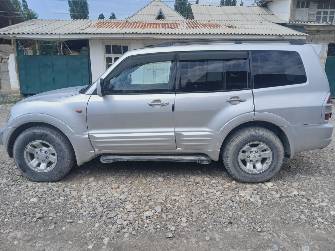 Mitsubishi Pajero III 3.2d AT 4WD