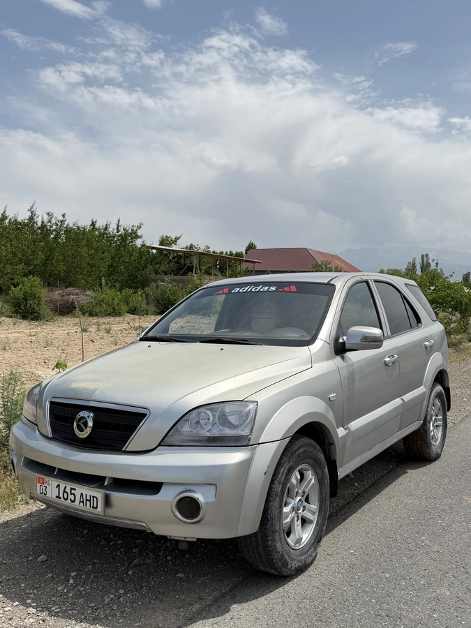 Открыть фото Kia Sorento I 2.5d AT 4WD
