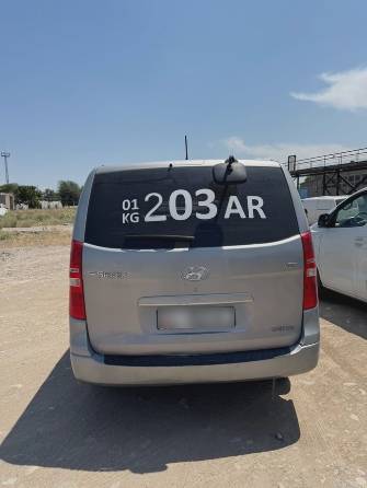 Hyundai Starex (H-1) Hyundai Starex (H-1) II Рестайлинг 2 2.5d AT