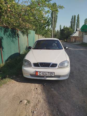 Daewoo Lanos (Sens) Daewoo Lanos (Sens) 1.5 MT