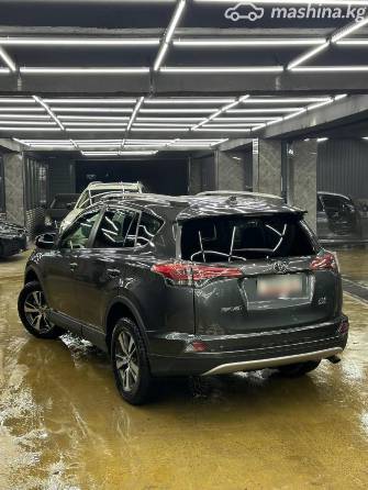 Toyota RAV4 IV (XA40) Рестайлинг 2.5 AT 4WD