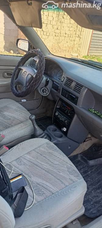 Mazda Demio I (DW) 1.3 MT