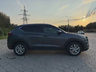 Hyundai Tucson III 2.0d AT
