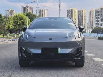 Lynk & Co Z20 Electro AT