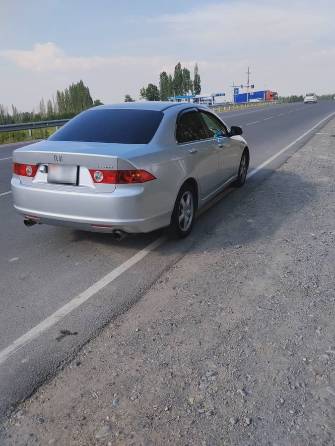 Honda Accord VII 2.4 AT