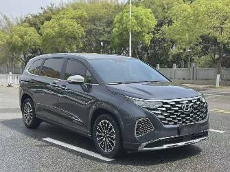 Hyundai Custo 1.5 AT