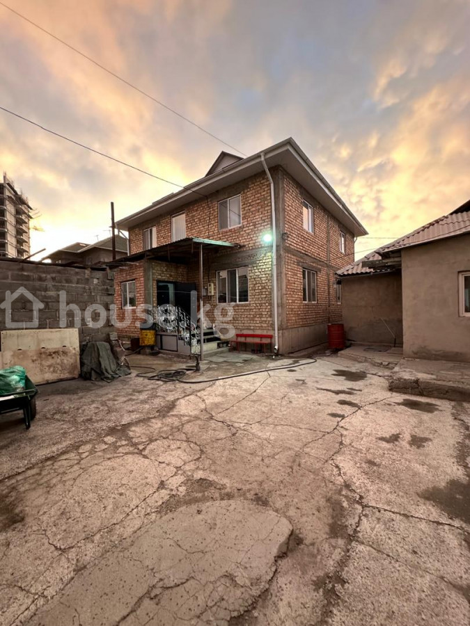 Открыть фото Дом, 6 и более комнат, 200 м2