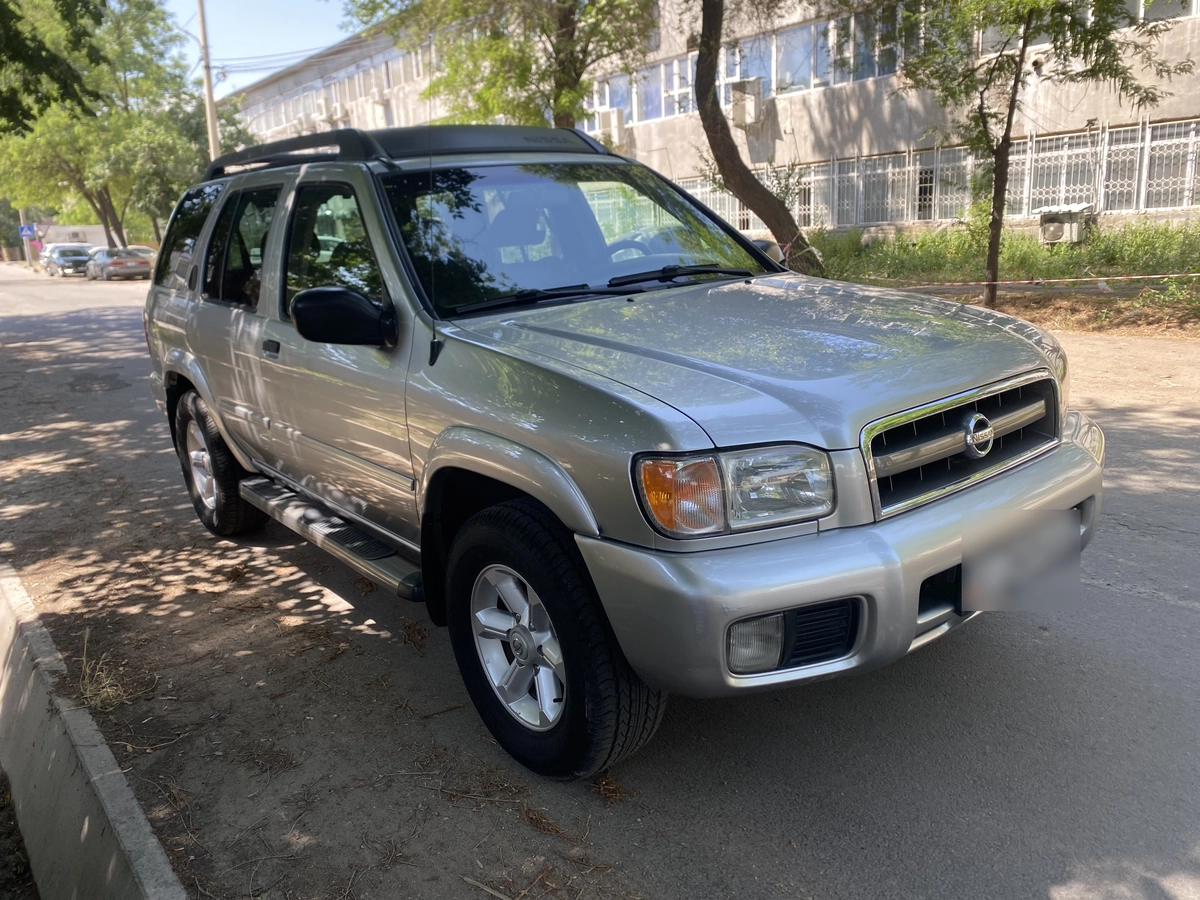Nissan Pathfinder II 3.5 AT 4WD
