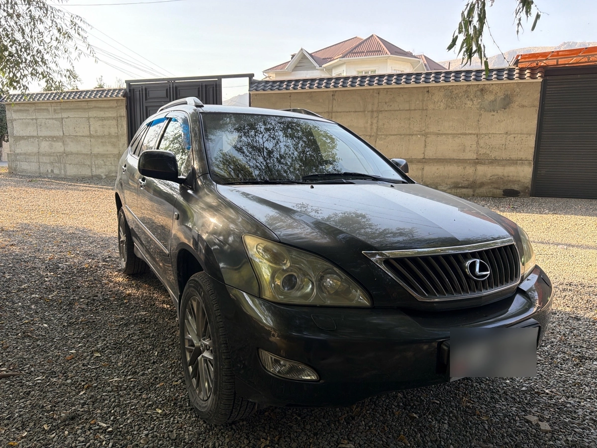 Открыть фото Lexus RX II Рестайлинг 350 3.5 AT 4WD