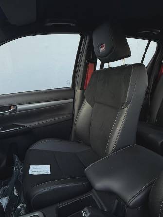 Toyota Hilux VIII Рестайлинг 2.8d AT 4WD