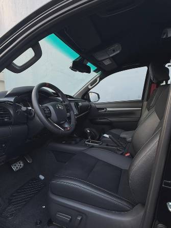 Toyota Hilux VIII Рестайлинг 2.8d AT 4WD